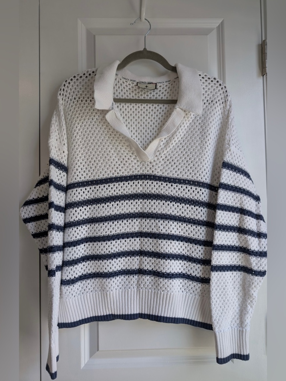 Tuckernuck Sport Women’s Striped Open Knit VNeck Polo Preppy Coastal Sweater XXL